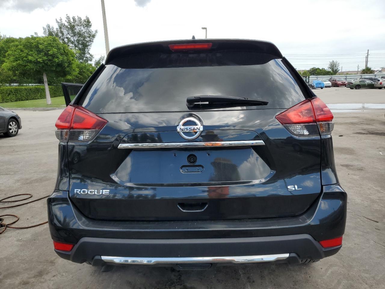 2018 Nissan Rogue S VIN: KNMAT2MT4JP616689 Lot: 80893935