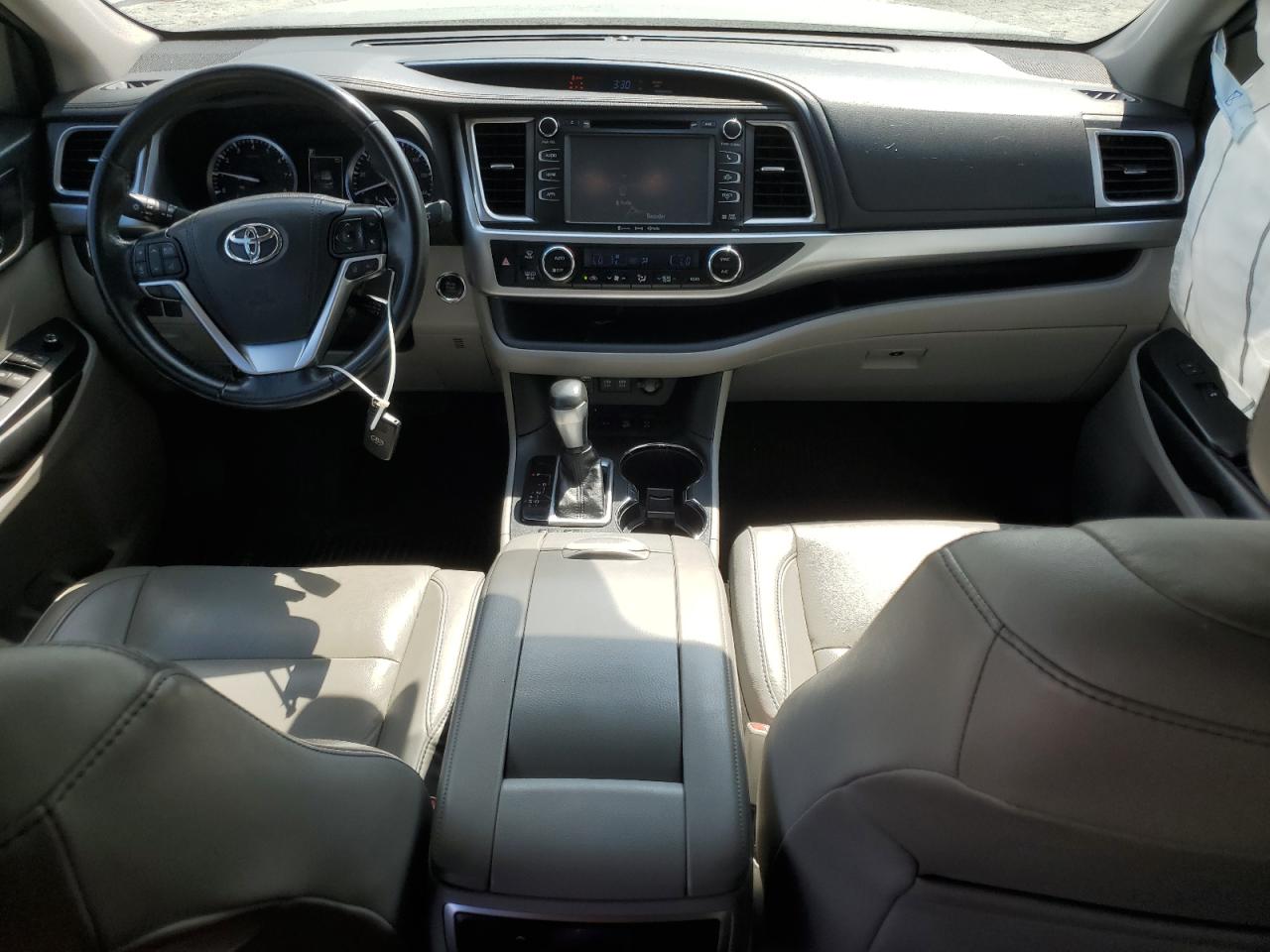 2017 Toyota Highlander Se VIN: 5TDJZRFH4HS450528 Lot: 71259265
