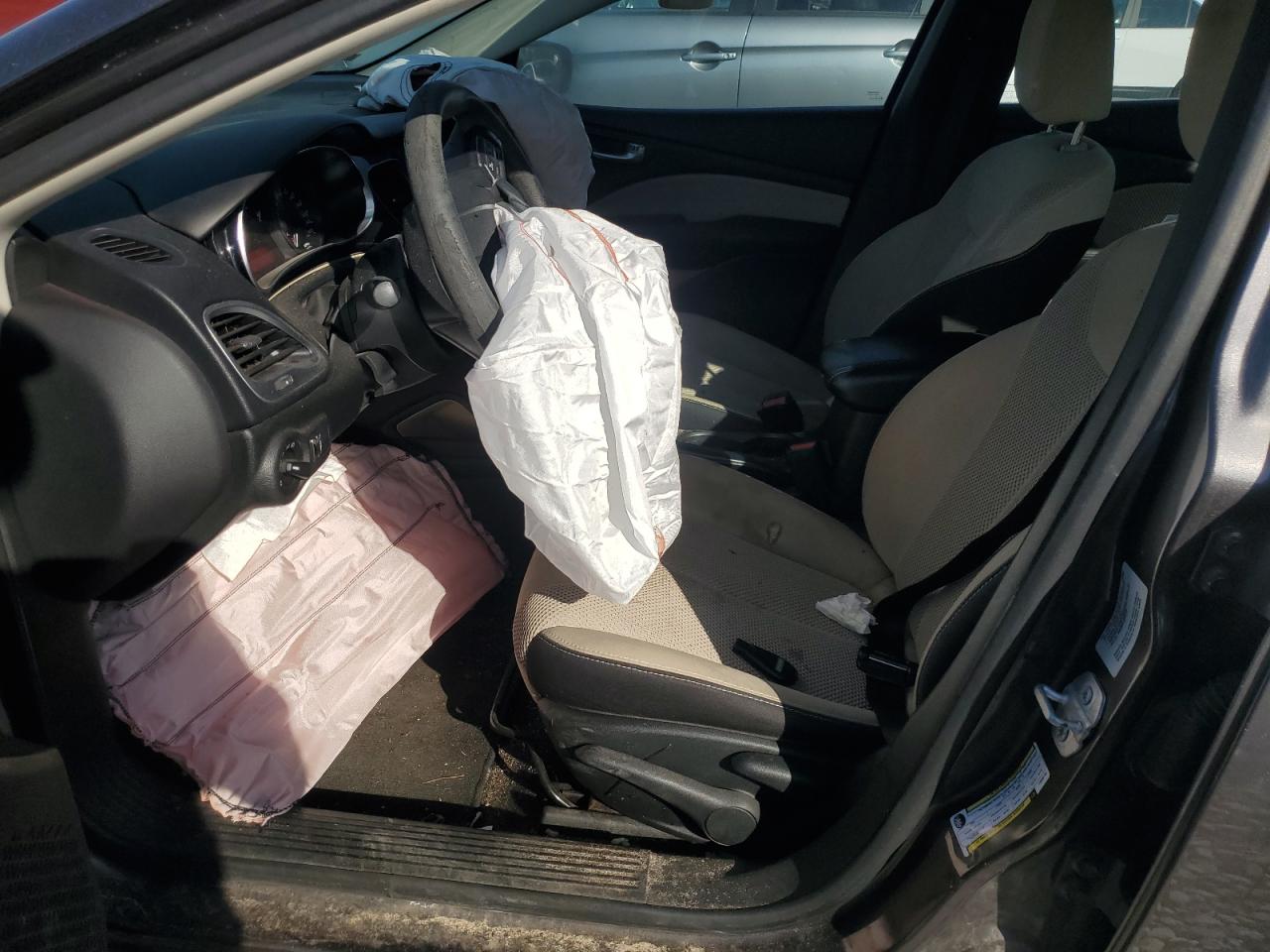 2015 Dodge Dart Sxt VIN: 1C3CDFBB5FD308726 Lot: 84049145