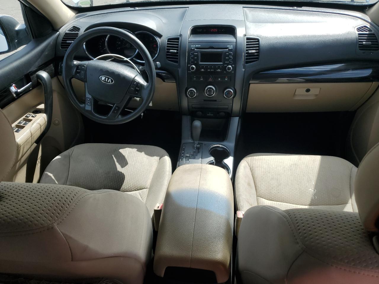 2011 Kia Sorento Base VIN: 5XYKT4A26BG112015 Lot: 81292085