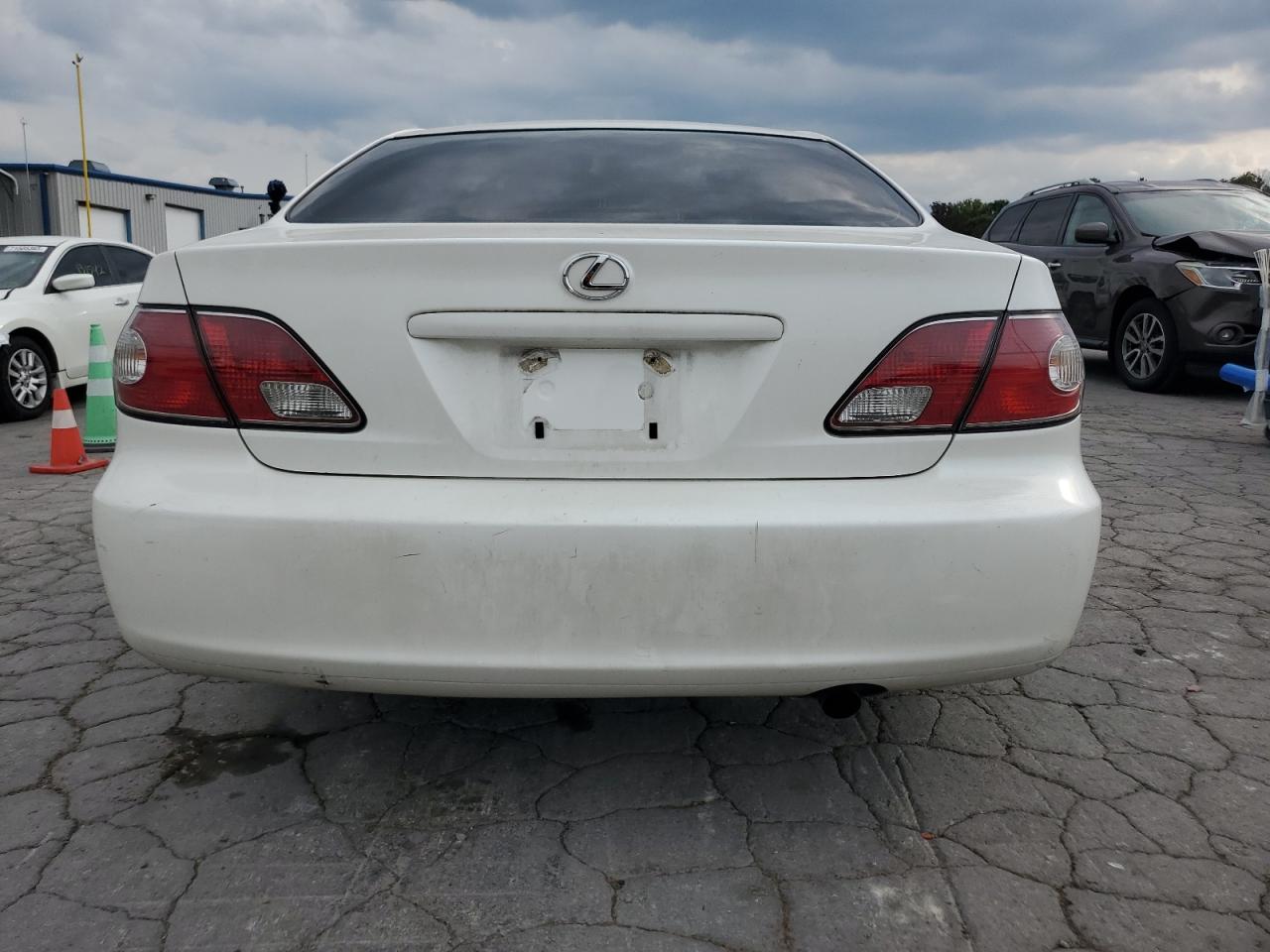 2003 Lexus Es 300 VIN: JTHBF30G436000850 Lot: 71456025