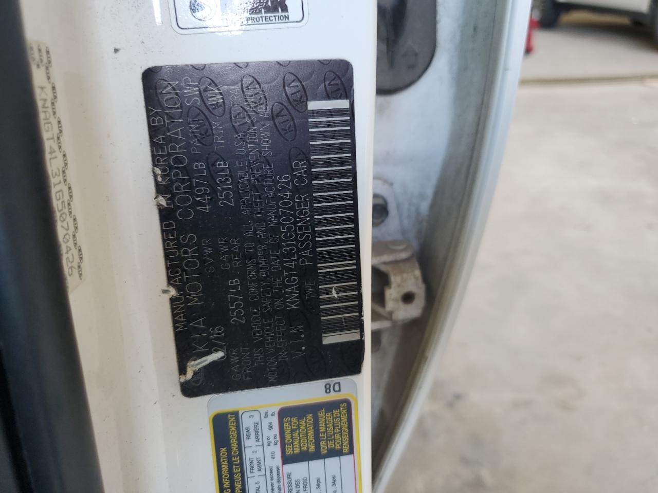 2016 Kia Optima Lx VIN: KNAGT4L31G5070426 Lot: 80171505