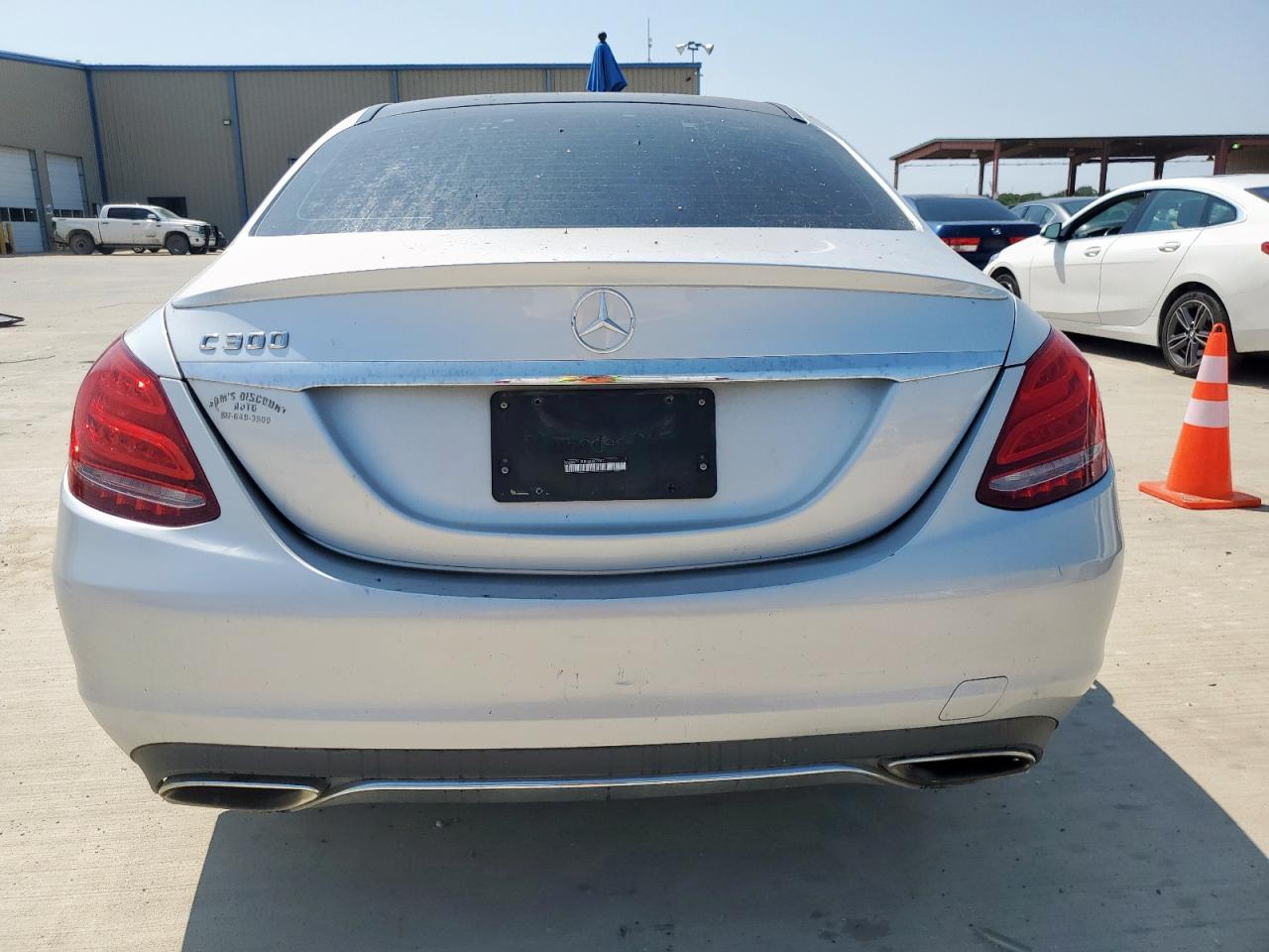2015 Mercedes-Benz C 300 VIN: 55SWF4JB8FU087297 Lot: 72065175