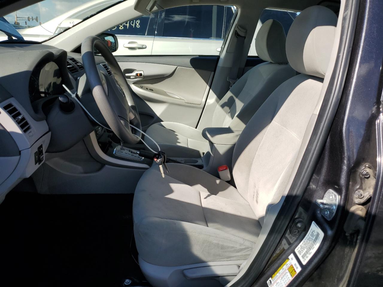 2010 Toyota Corolla Base VIN: 1NXBU4EE8AZ287070 Lot: 81083645