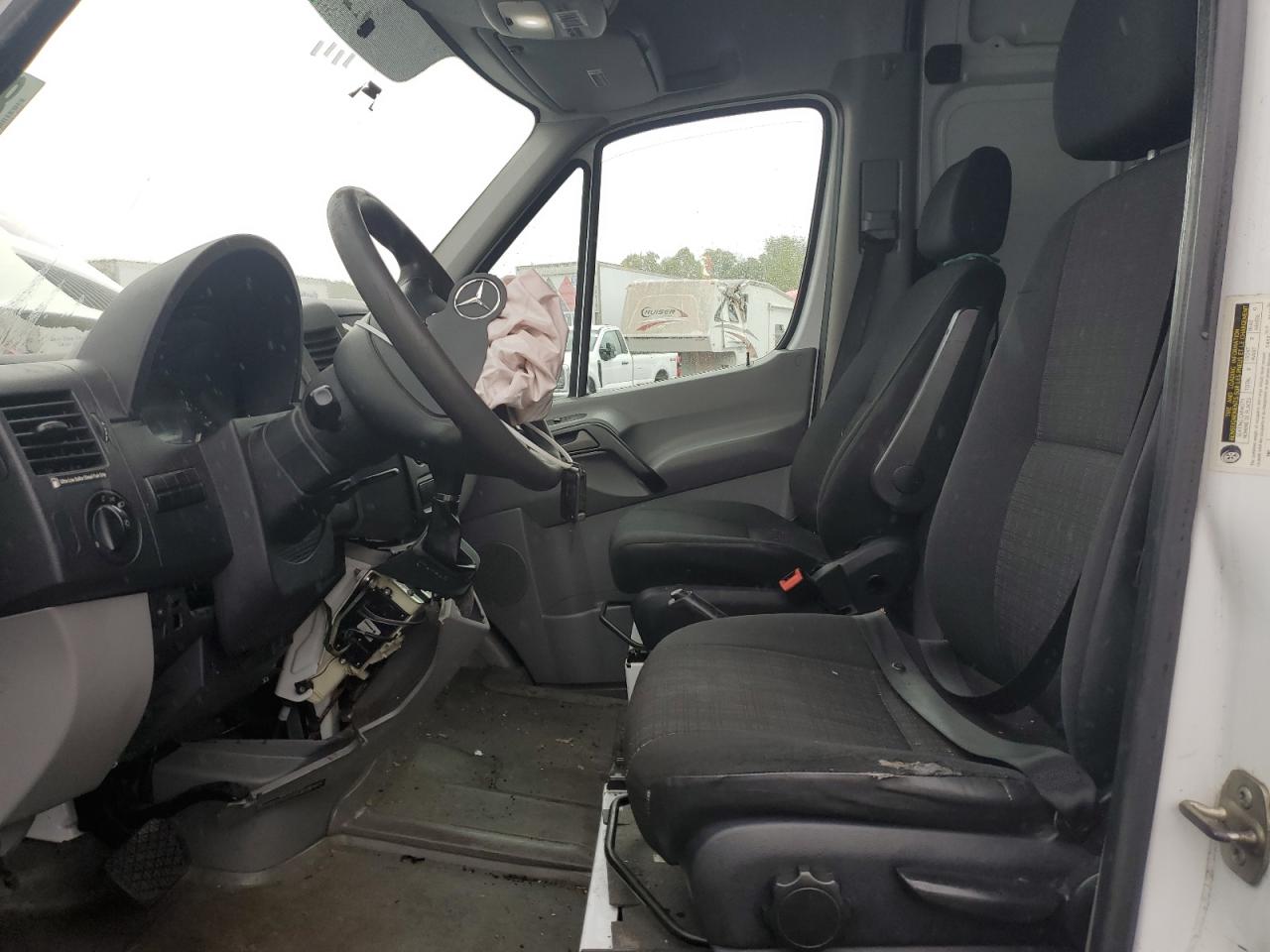 2014 Mercedes-Benz Sprinter 2500 VIN: WD3PE8CC6E5832970 Lot: 80062005