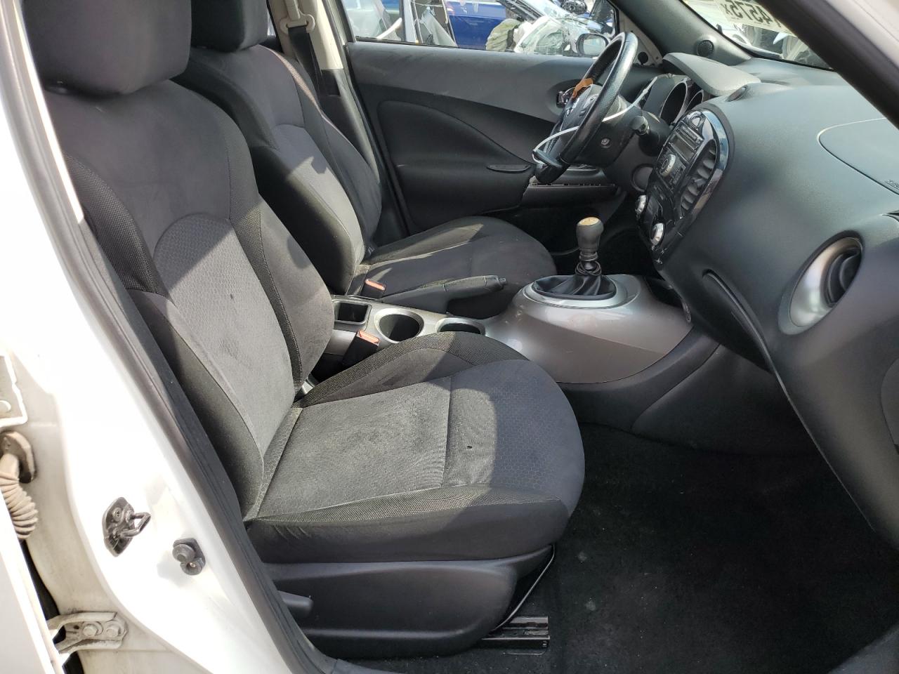 2013 Nissan Juke S VIN: JN8AF5MR3DT212327 Lot: 81714575