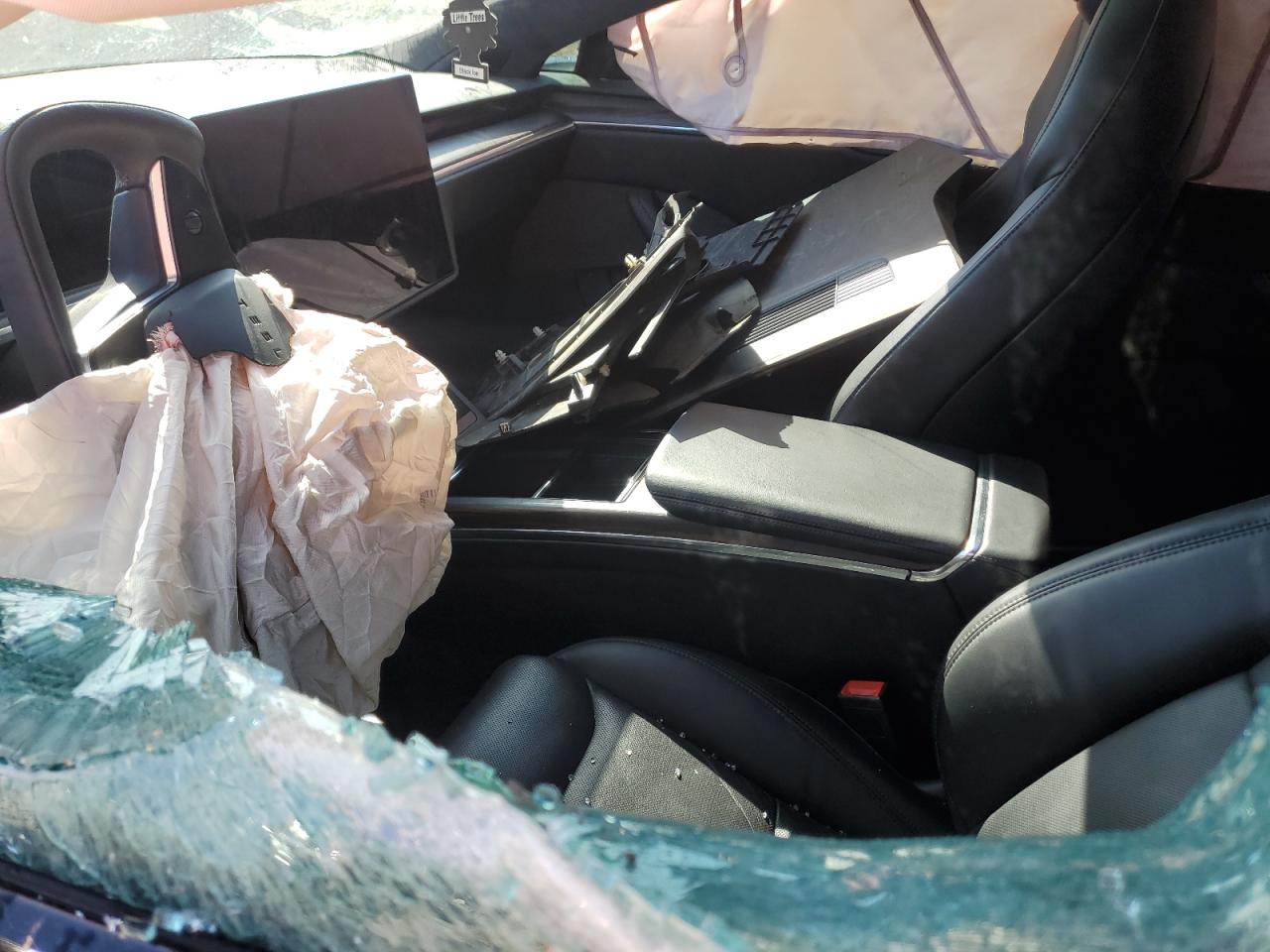 2022 Tesla Model S VIN: 5YJSA1E54NF477202 Lot: 81427715