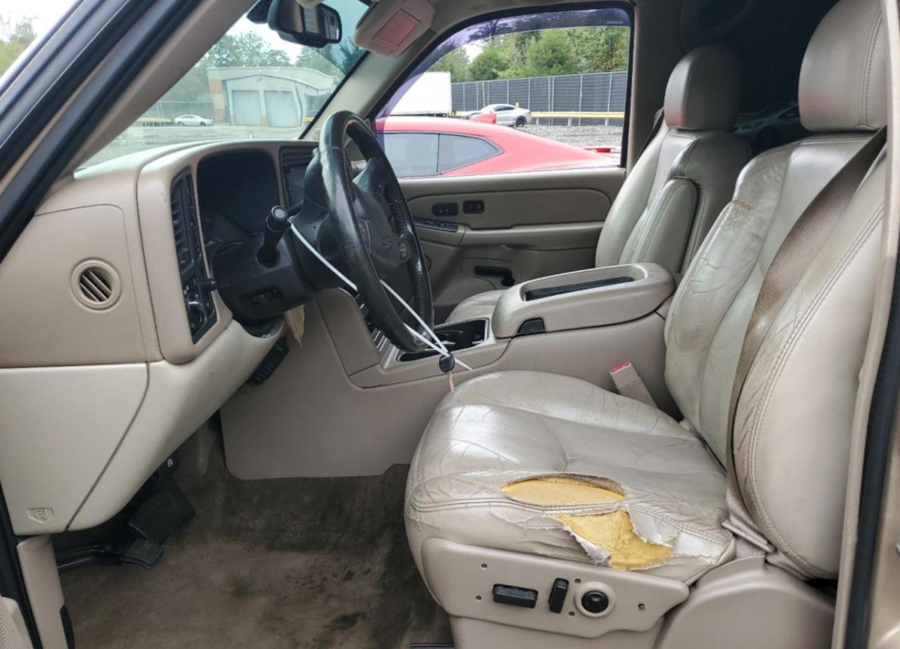 2005 Chevrolet Suburban K1500 VIN: 1GNFK16Z75J123805 Lot: 84421555