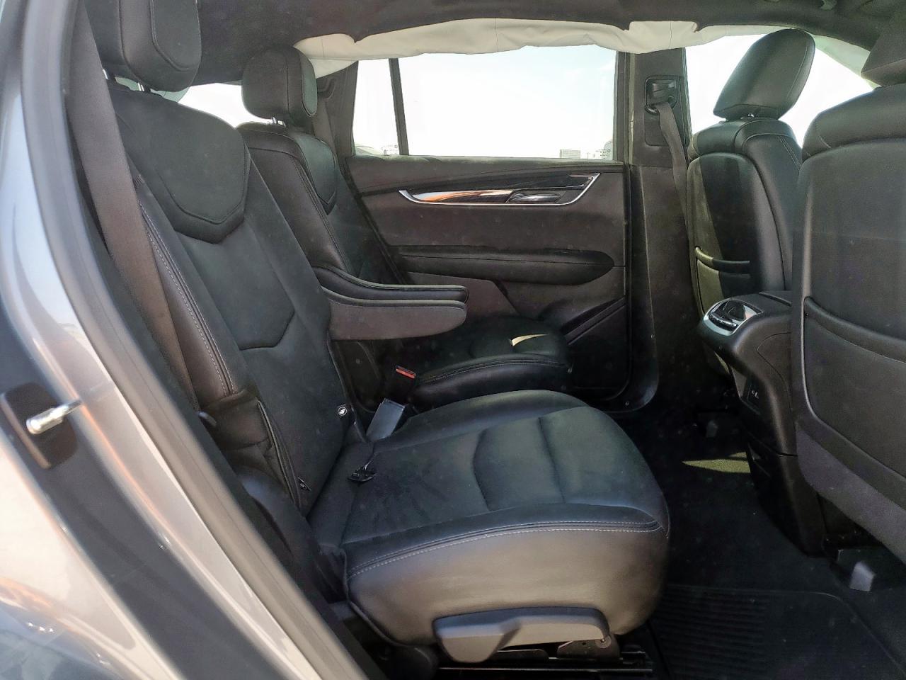 2022 Cadillac Xt6 Premium Luxury VIN: 1GYKPCRSXNZ122114 Lot: 71621835