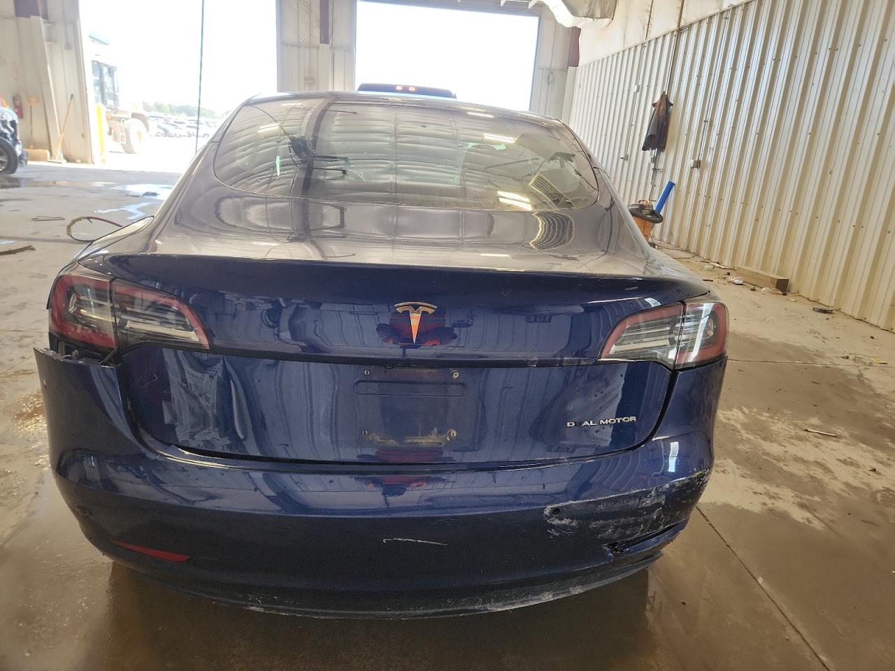 2018 Tesla Model 3 VIN: 5YJ3E1EB7JF065025 Lot: 84230585