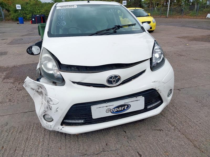 2013 TOYOTA AYGO MODE VVT-I 