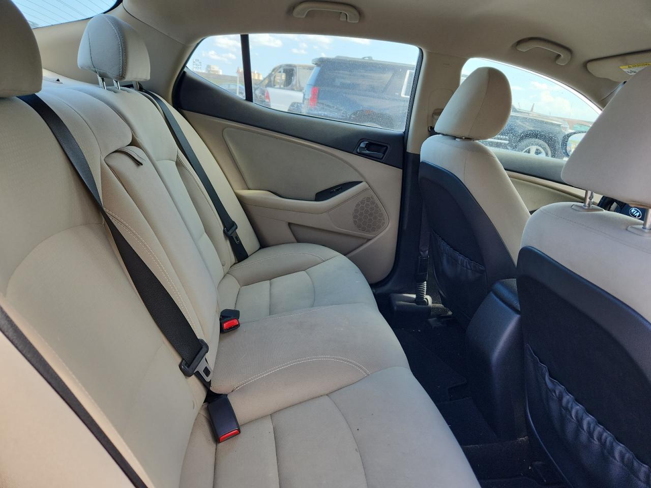 2015 Kia Optima Lx VIN: 5XXGM4A79FG375916 Lot: 82136555