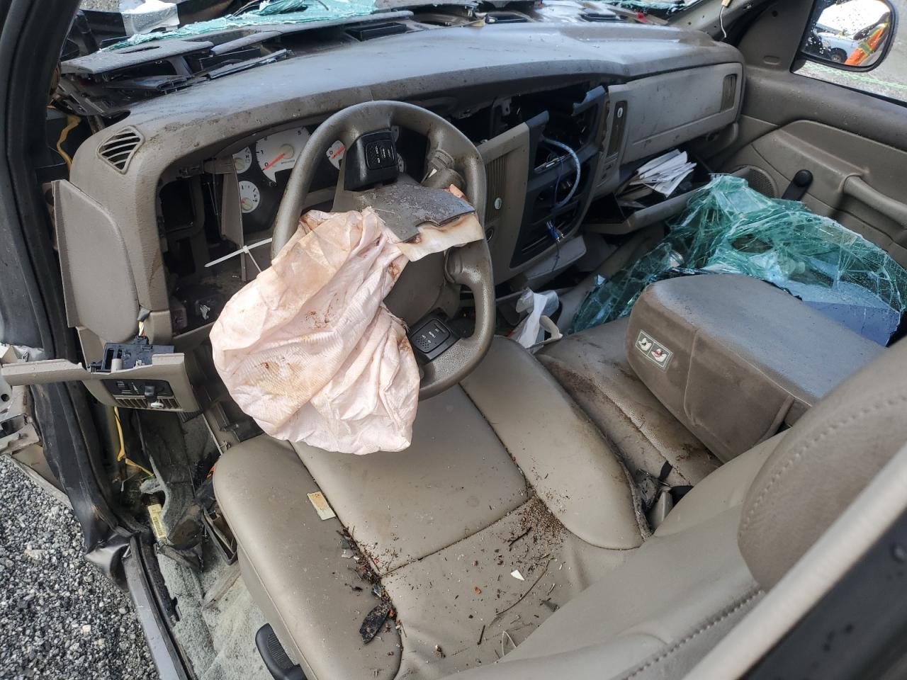 2004 Dodge Ram 1500 St VIN: 1D7HA16D44J137304 Lot: 84164775