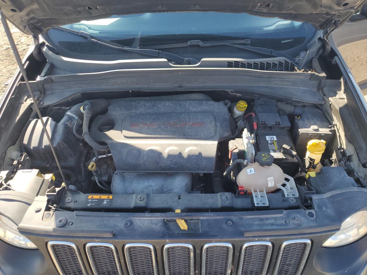 2017 Jeep Renegade Latitude VIN: ZACCJABB4HPE91774 Lot: 81569105