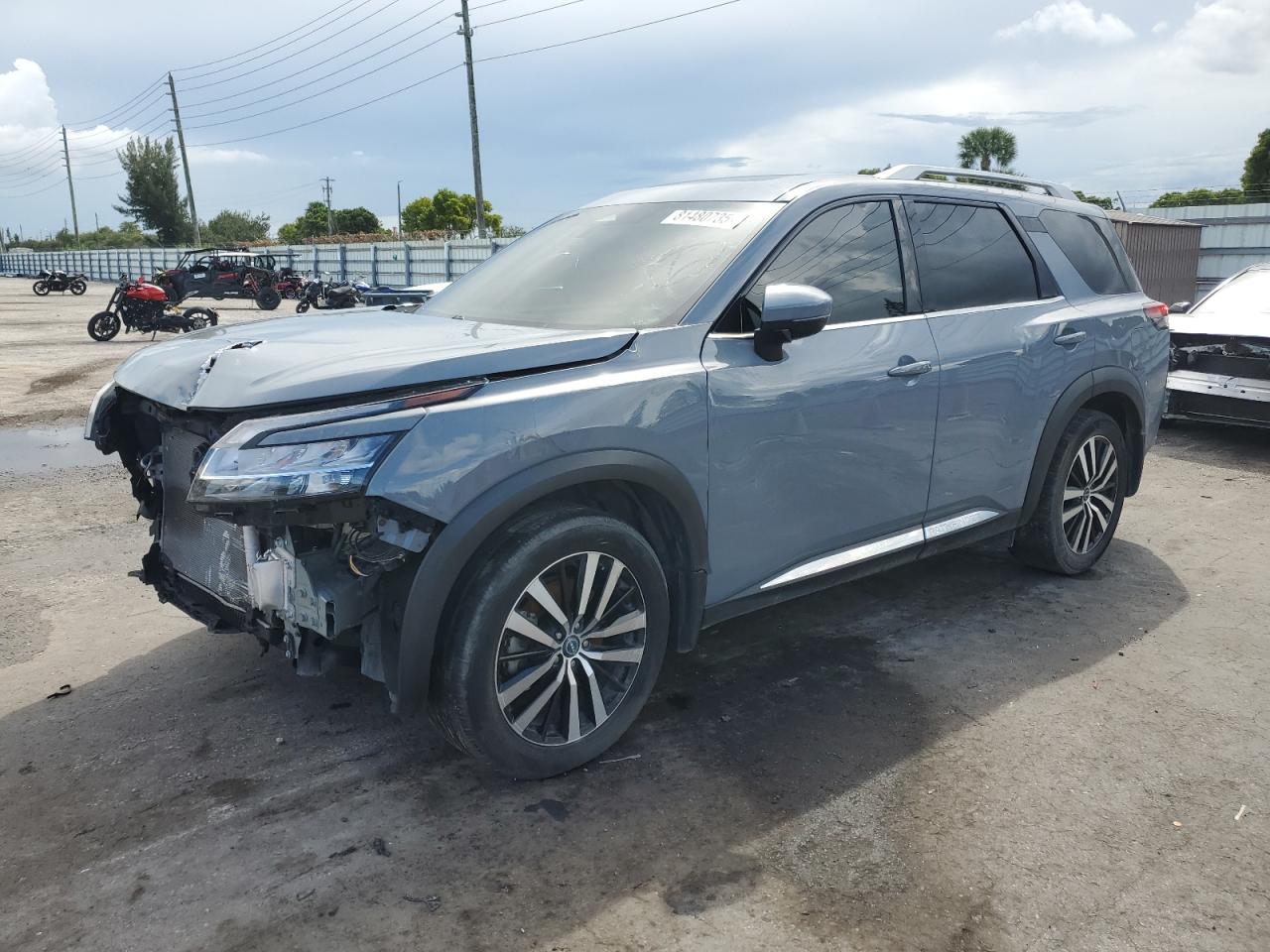 2023 Nissan Pathfinder Platinum grey null gas 5N1DR3DK9PC215868 photo #1