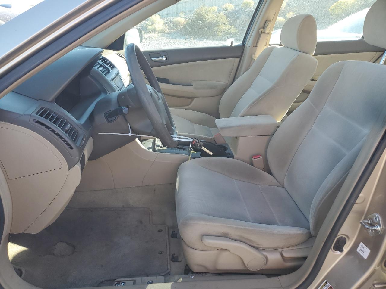 2004 Honda Accord Lx VIN: 1HGCM56374A154030 Lot: 81902105