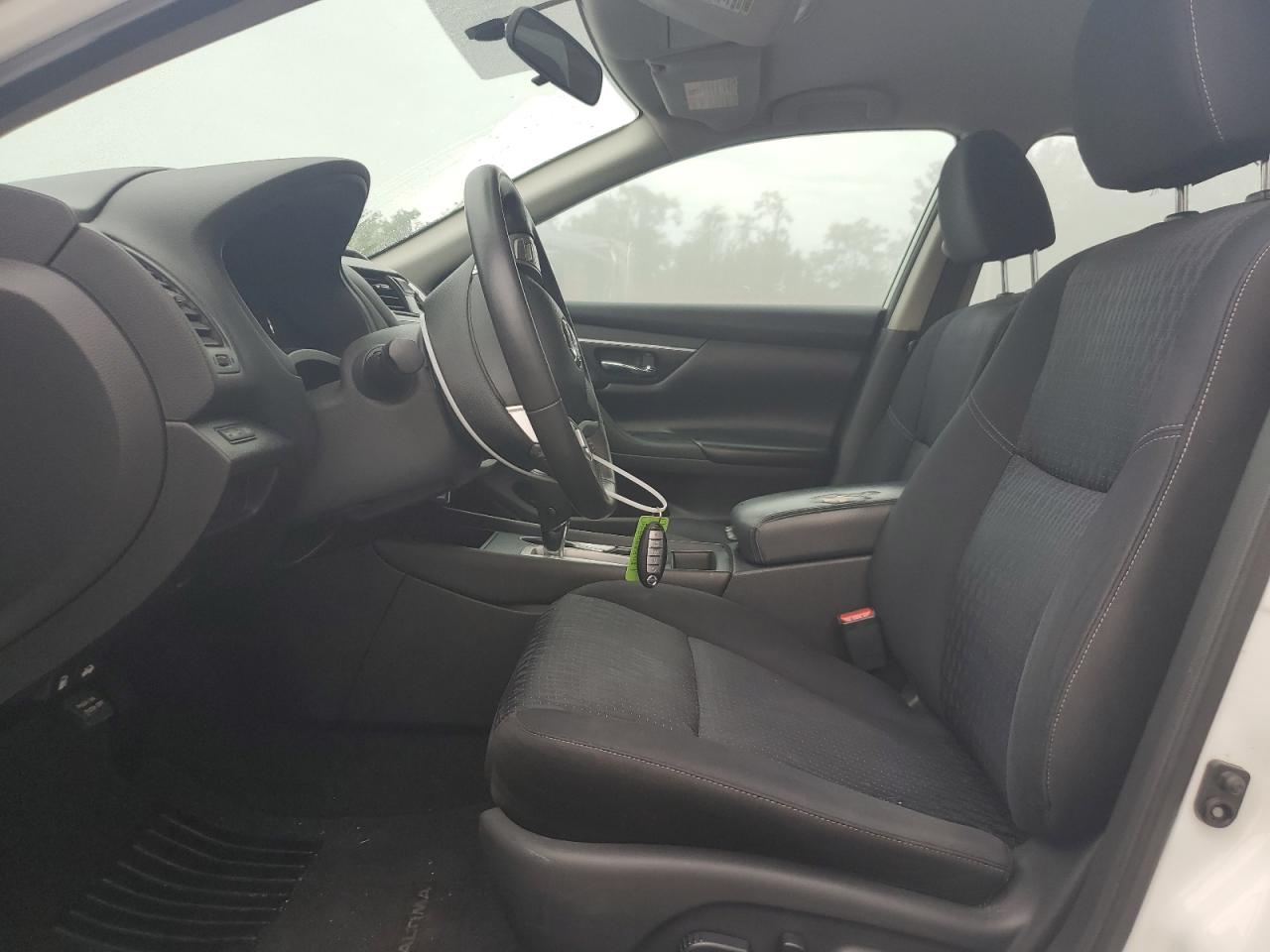 2017 Nissan Altima 2.5 VIN: 1N4AL3AP5HC132423 Lot: 84364755