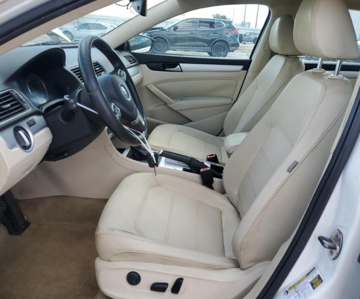 2012 Volkswagen Passat Se VIN: 1VWBH7A35CC048175 Lot: 81712425