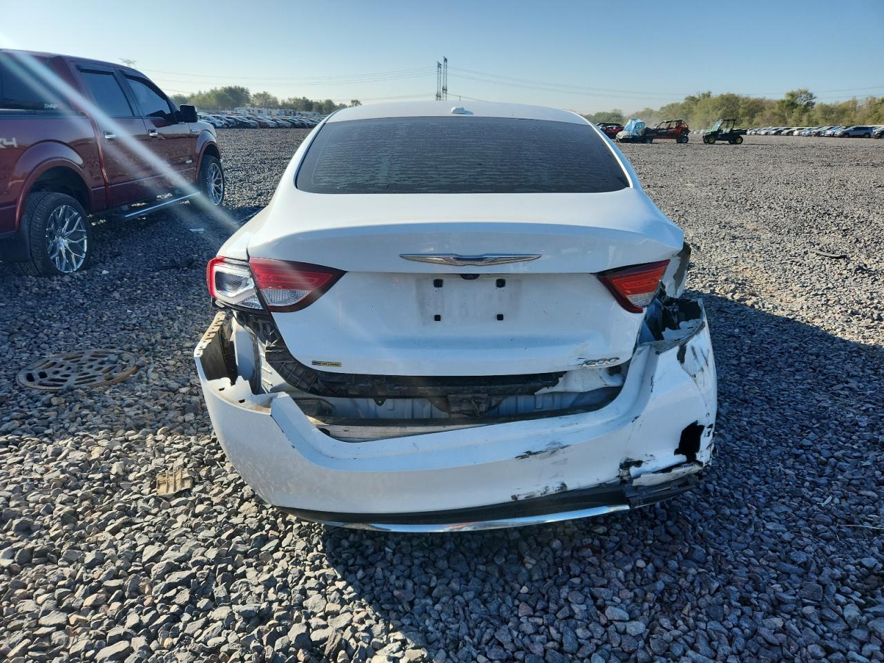 2015 Chrysler 200 Limited VIN: 1C3CCCAB7FN570728 Lot: 84023685