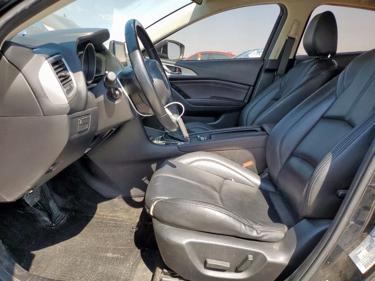 2018 Mazda 3 Touring VIN: 3MZBN1V30JM174858 Lot: 71007715