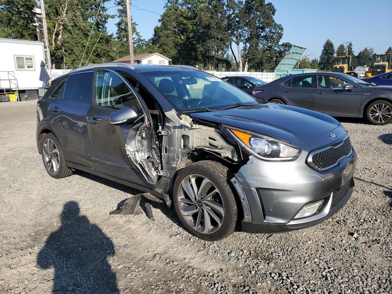 KNDCE3LC2H5062374 2017 Kia Niro Ex Touring 2017 Kia Niro Ex Touring VIN: KNDCE3LC2H5062374 Lot: 82135105