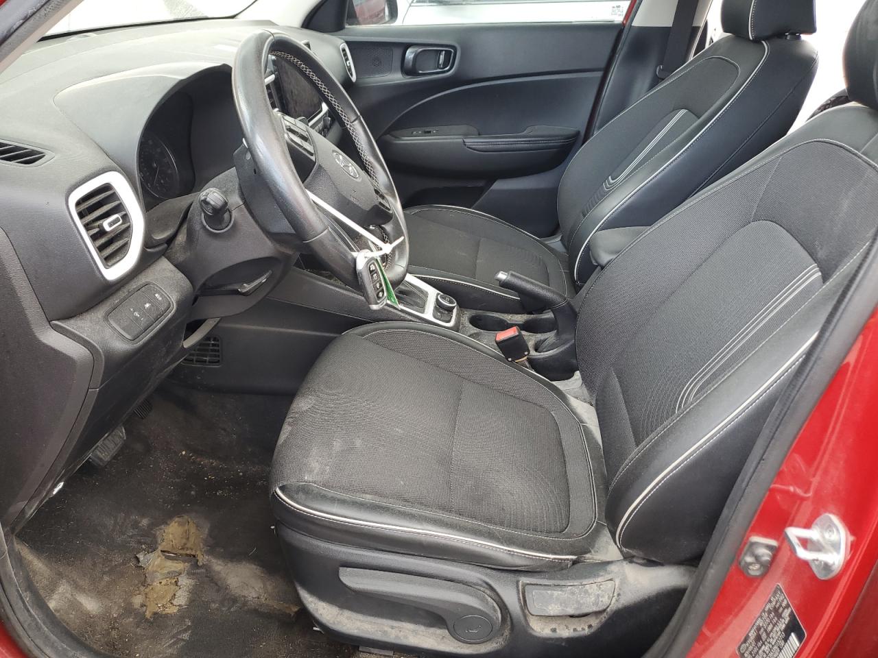 2022 Hyundai Venue Sel VIN: KMHRC8A33NU152713 Lot: 70727665