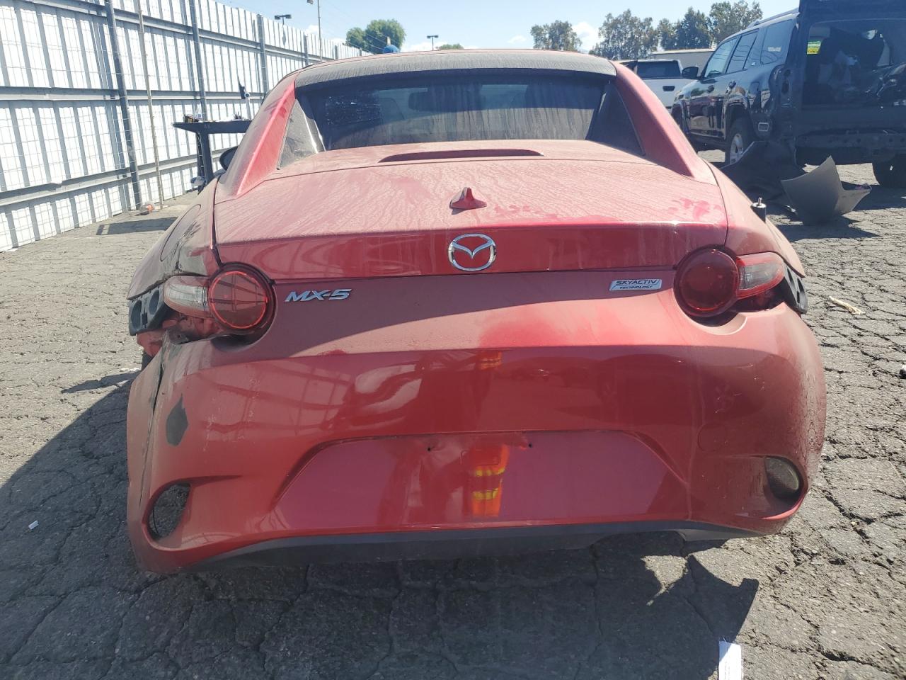 2017 Mazda Mx-5 Miata Grand Touring VIN: JM1NDAM75H0105653 Lot: 70370065