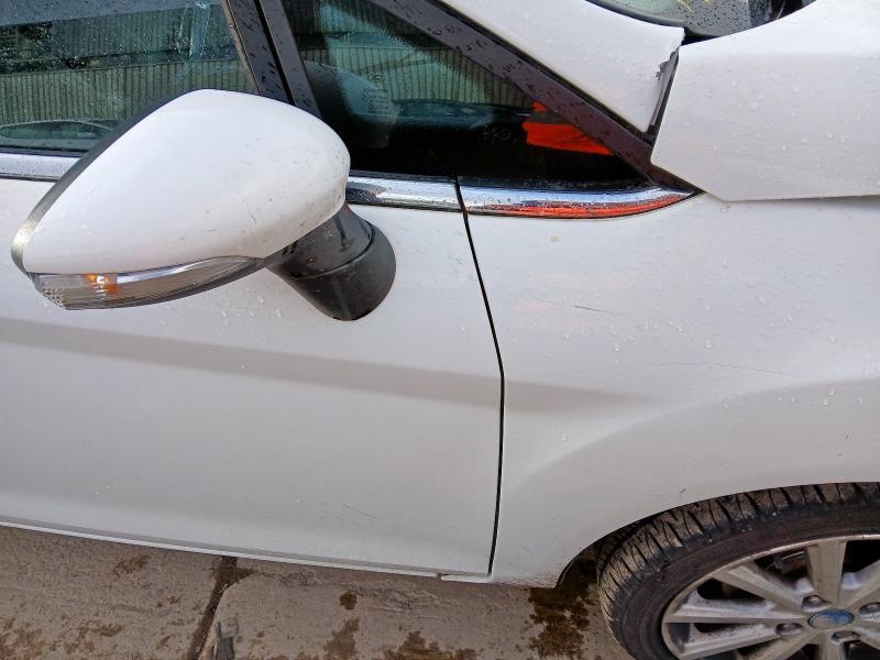 2015 FORD FIESTA TITANIUM TURBO 