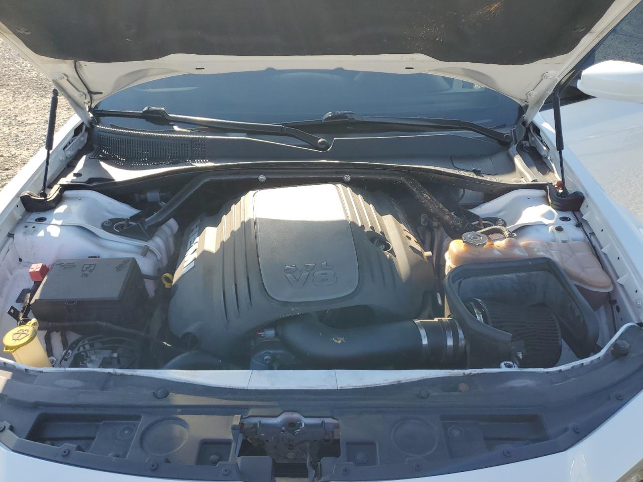 2019 Chrysler 300 S VIN: 2C3CCABT9KH619717 Lot: 71420435