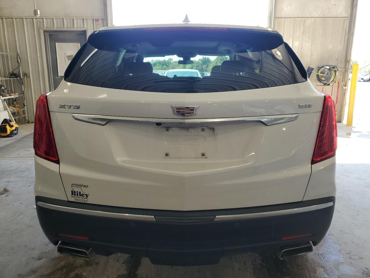 2018 Cadillac Xt5 Premium Luxury VIN: 1GYKNFRS2JZ225450 Lot: 81497445