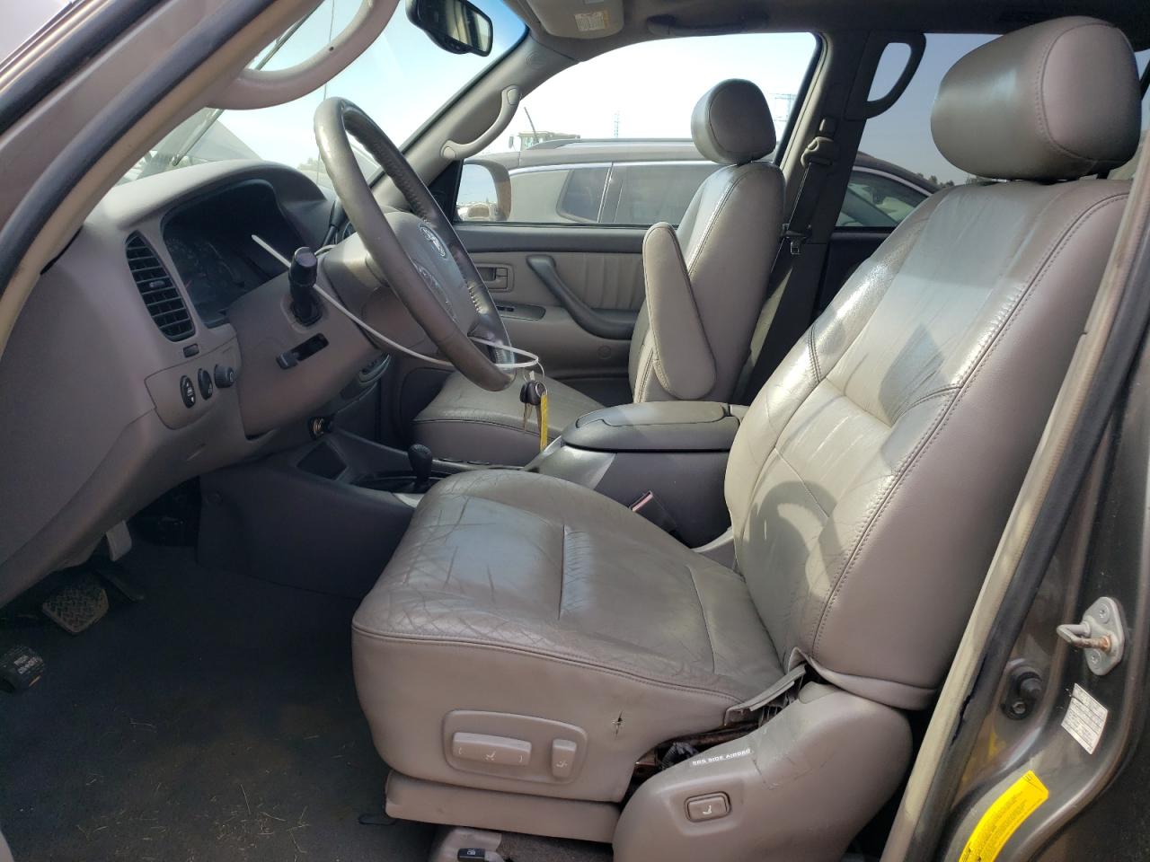2004 Toyota Sequoia Limited VIN: 5TDBT48A24S220392 Lot: 71130915