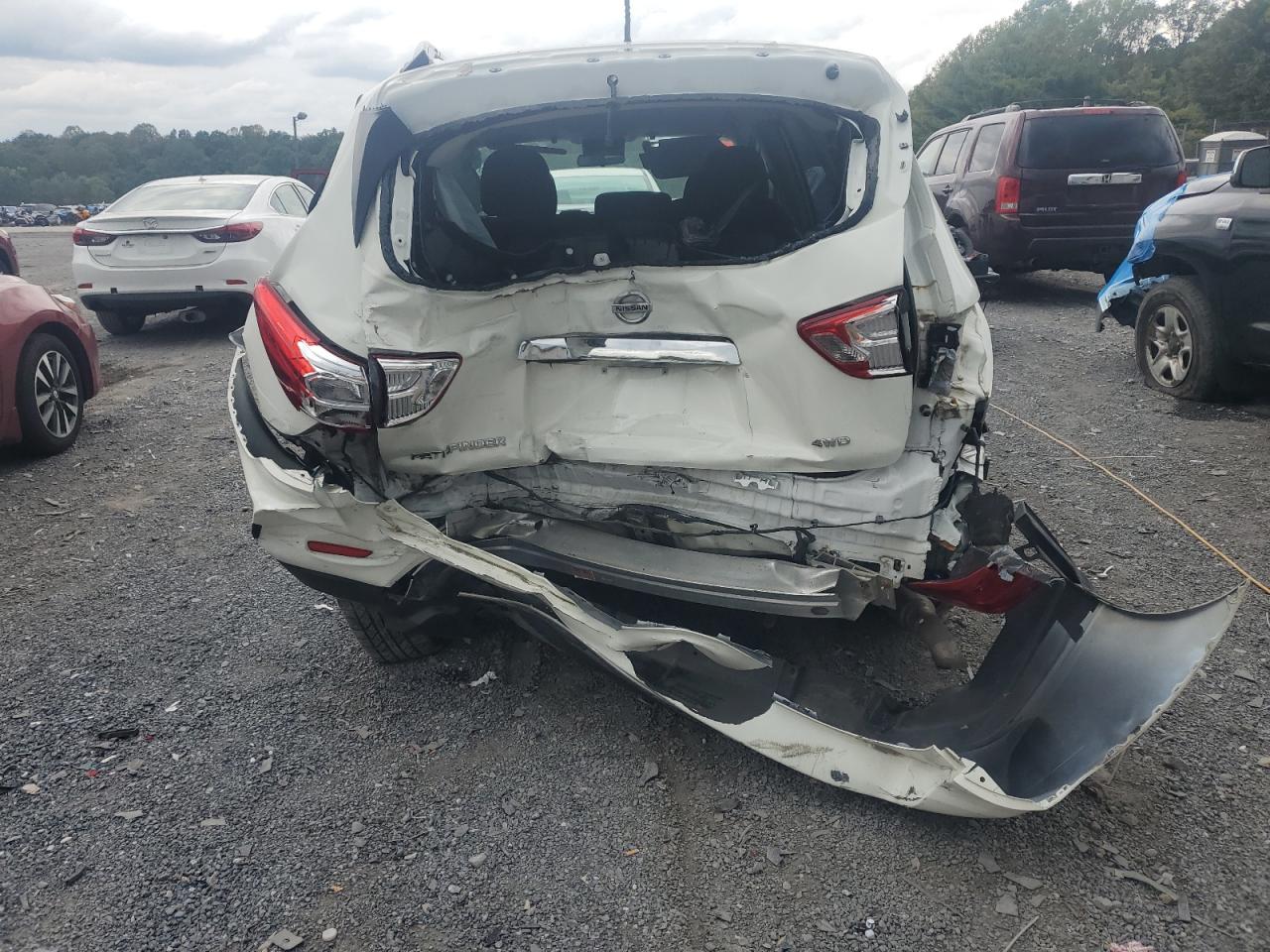 2018 Nissan Pathfinder S VIN: 5N1DR2MM5JC647831 Lot: 81758705