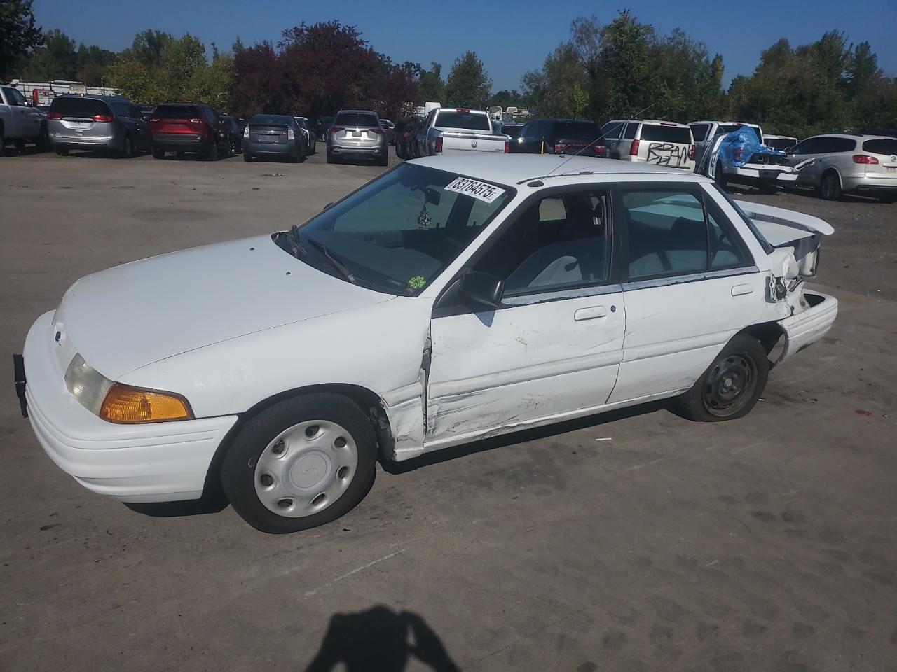 FORD ESCORT 1996. Lot# 83764575. VIN 3FASP13J6TR107918. Photo 1