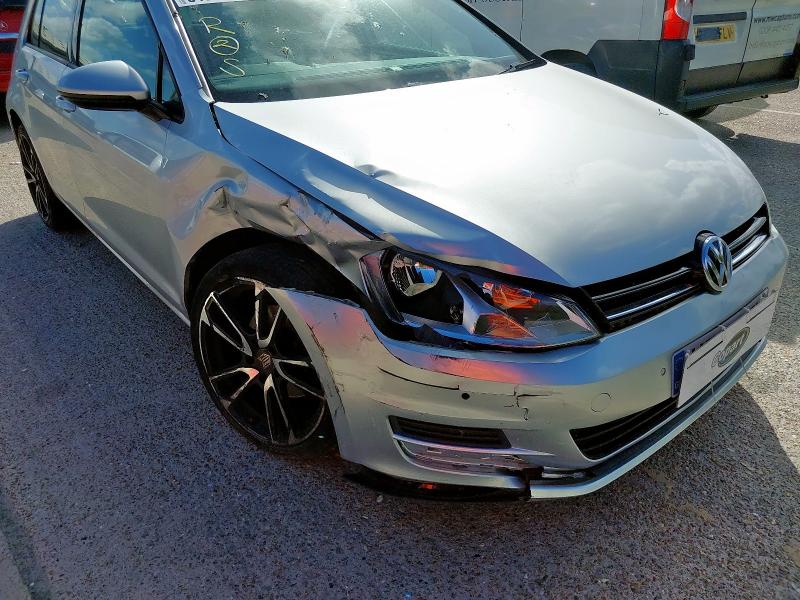 2013 VOLKSWAGEN GOLF SE BLUEMOTIN TECH TS 