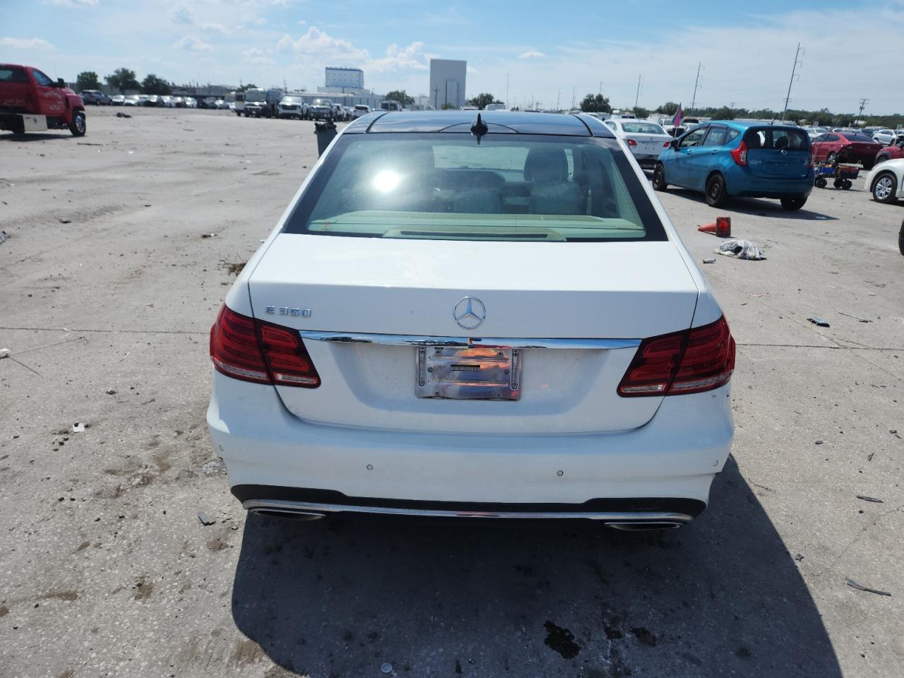 2016 Mercedes-Benz E 350 VIN: WDDHF5KB8GB169989 Lot: 84062335