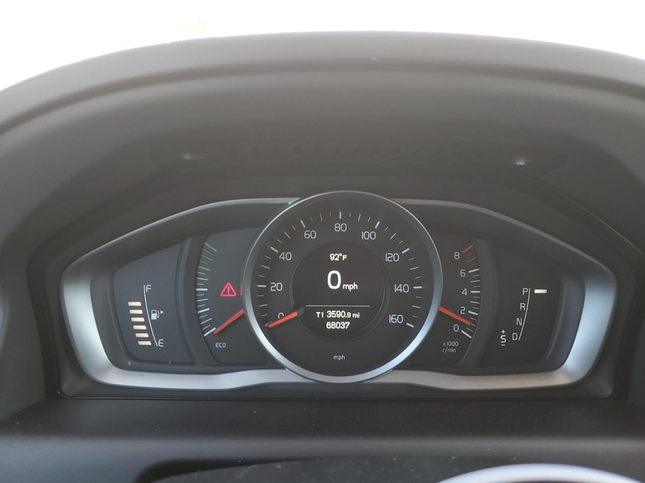 2017 Volvo Xc60 T5 Inscription VIN: YV440MRU3H2001915 Lot: 81512965