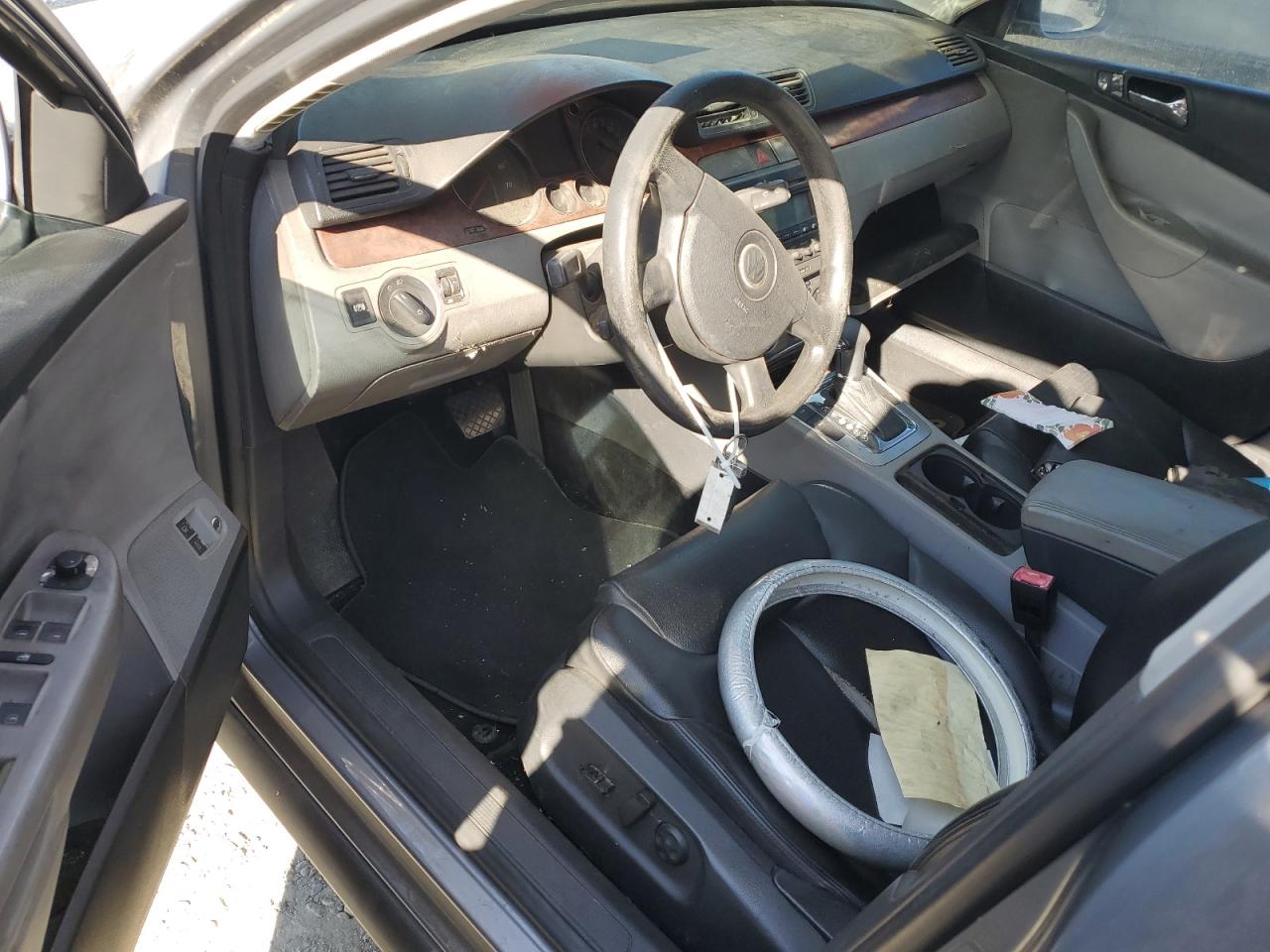 2006 Volkswagen Passat 2.0T VIN: WVWAK73CX6P056881 Lot: 72024755