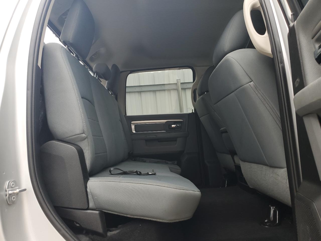 2019 Ram 1500 Classic Slt VIN: 1C6RR6TT5KS584688 Lot: 81569555