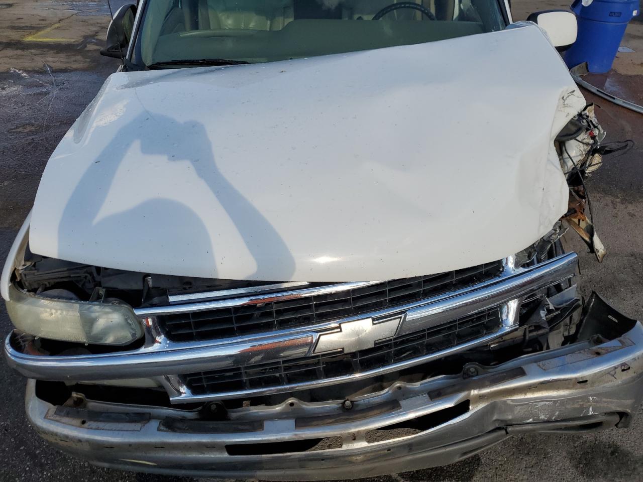 2001 Chevrolet Tahoe C1500 VIN: 1GNEC13TX1R128758 Lot: 84367865