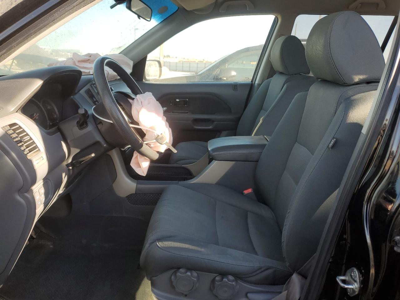 2008 Honda Pilot Lx VIN: 5FNYF18168B502545 Lot: 80858805