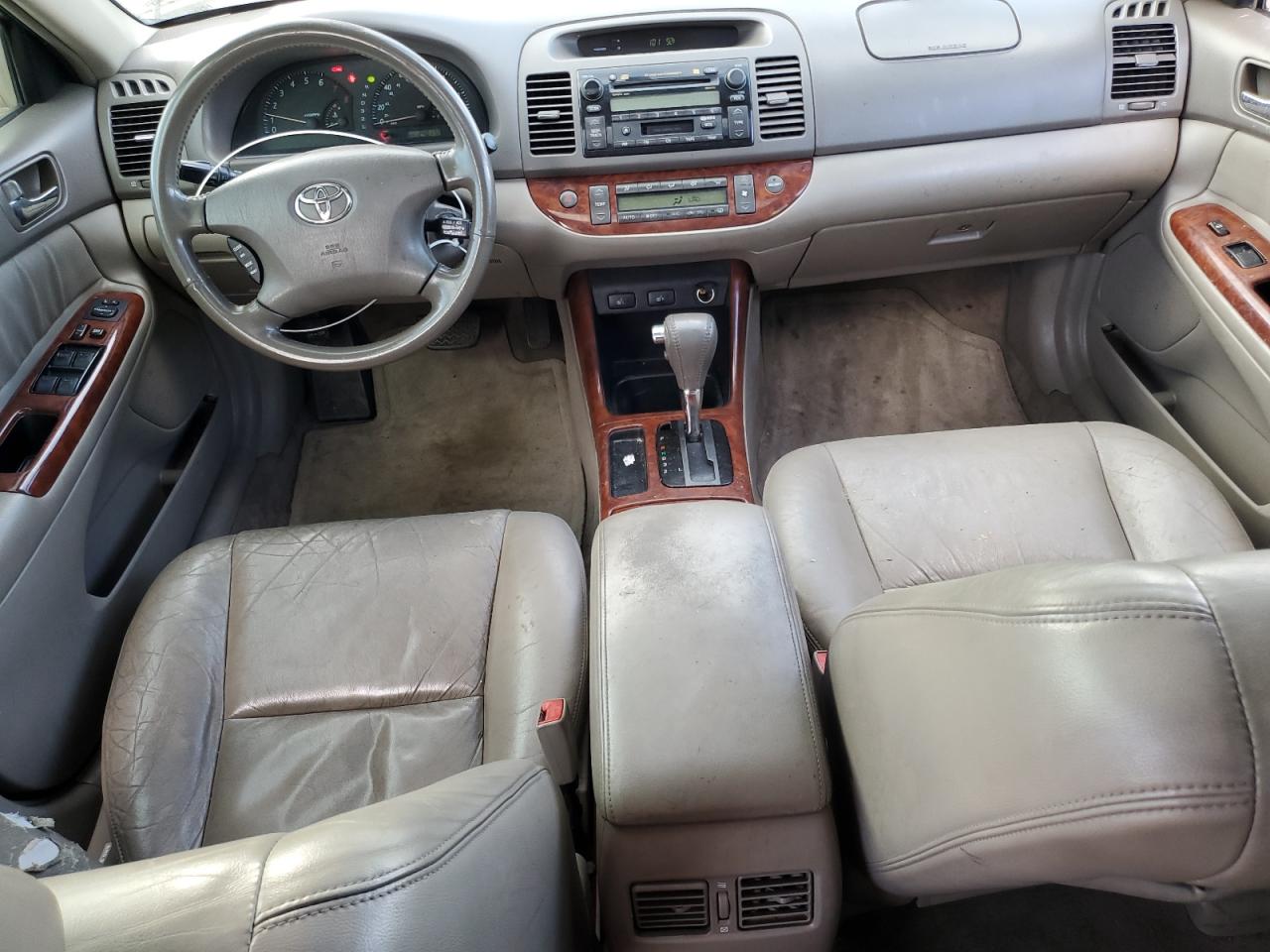 2003 Toyota Camry Le VIN: 4T1BF30K73U057881 Lot: 80207065