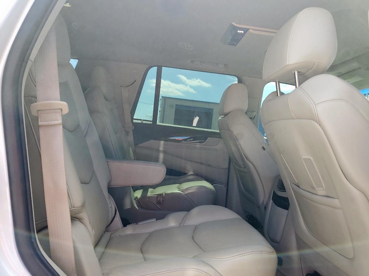 2020 Cadillac Escalade Premium Luxury VIN: 1GYS4CKJ8LR149075 Lot: 80820875