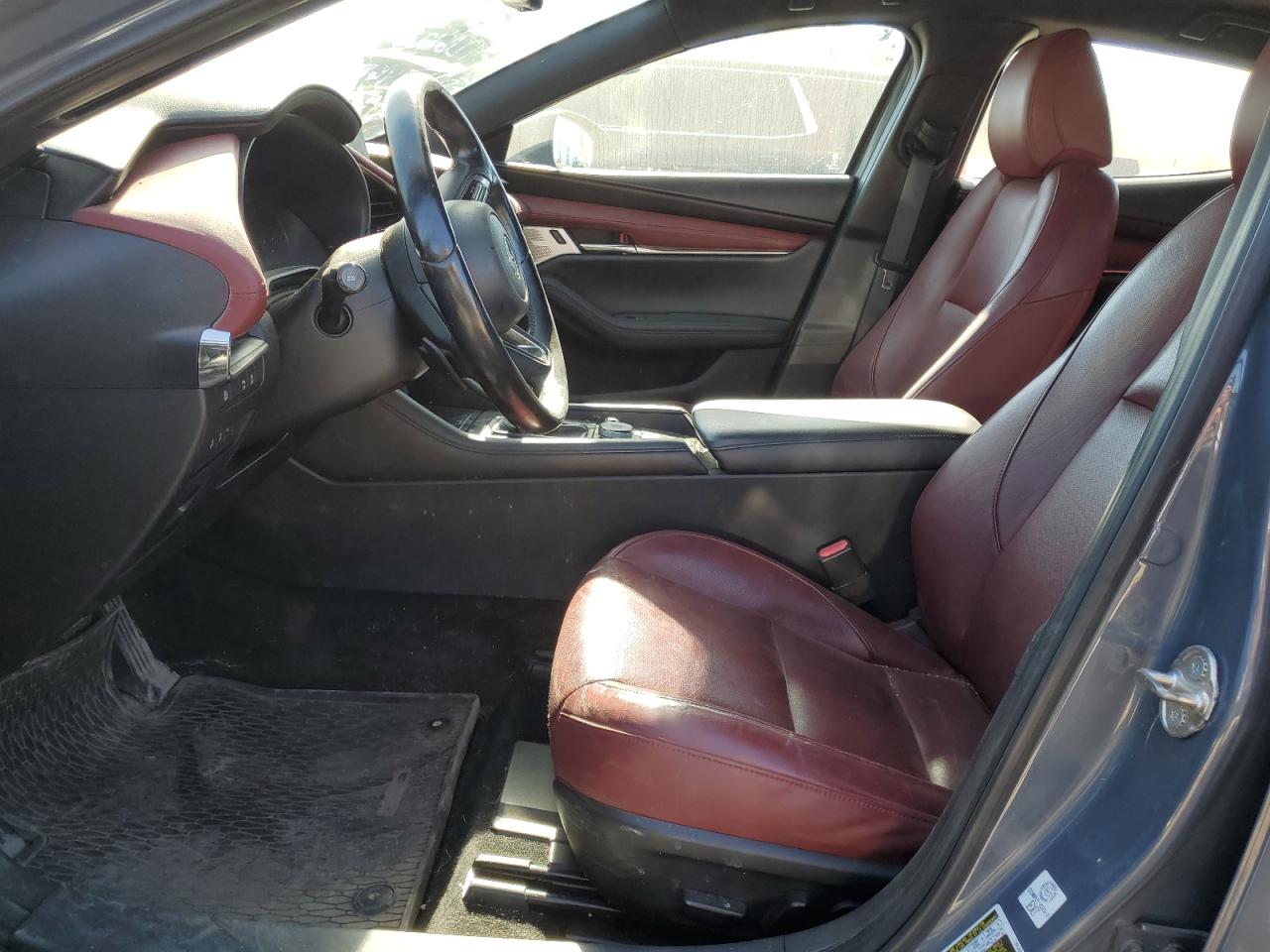 2019 Mazda 3 Preferred VIN: JM1BPBMM7K1146020 Lot: 84208615