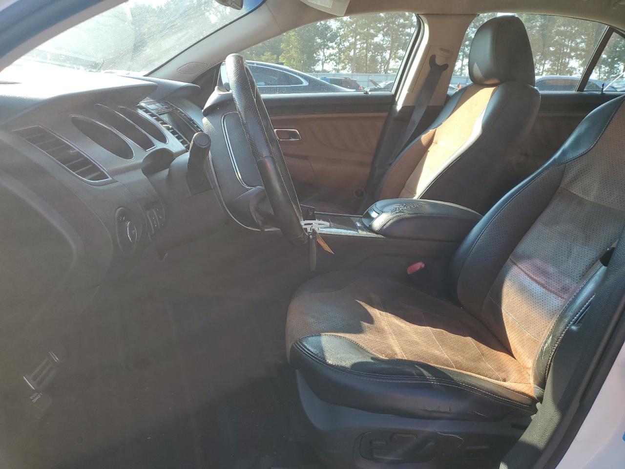 2011 Ford Taurus Sho VIN: 1FAHP2KTXBG152420 Lot: 81603555