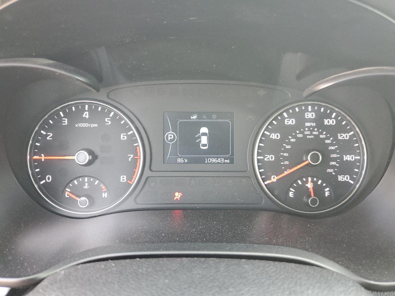 2017 Kia Optima Lx VIN: 5XXGT4L32HG122839 Lot: 80560005