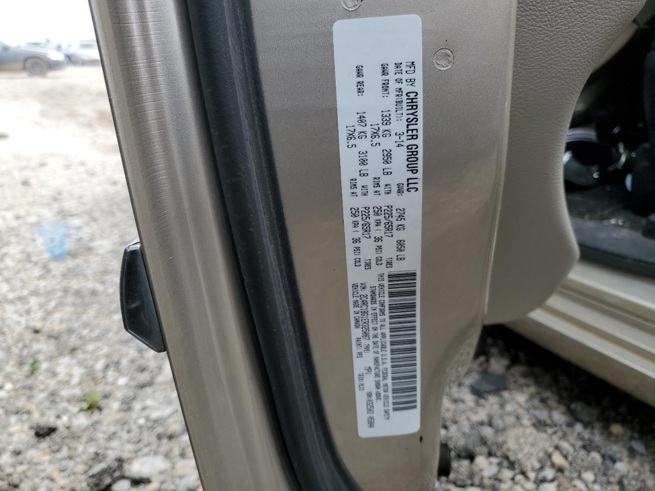 2014 Chrysler Town & Country Touring VIN: 2C4RC1BG1ER325887 Lot: 71209305