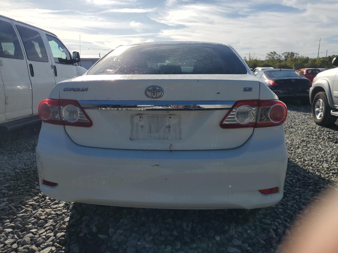 2011 Toyota Corolla Base VIN: JTDBU4EE9B9132374 Lot: 81466335