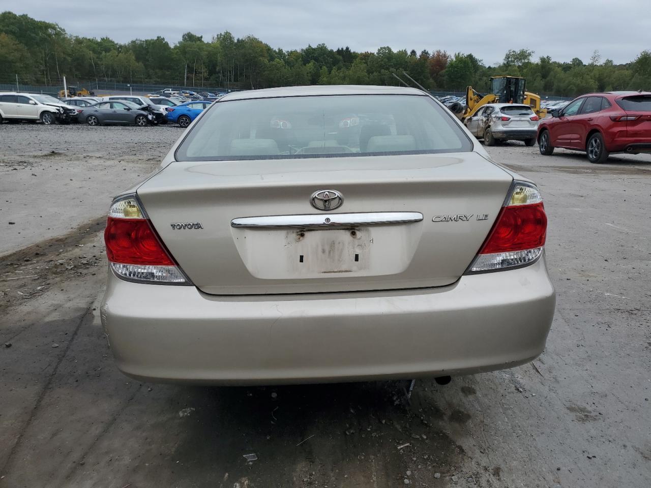 2005 Toyota Camry Le VIN: 4T1BE32K75U407352 Lot: 81580155