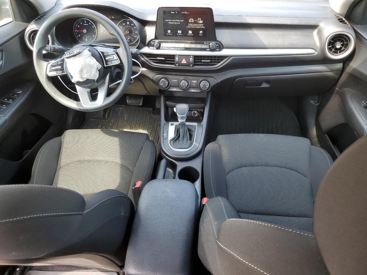 2021 Kia Forte Fe VIN: 3KPF24ADXME413411 Lot: 71878555