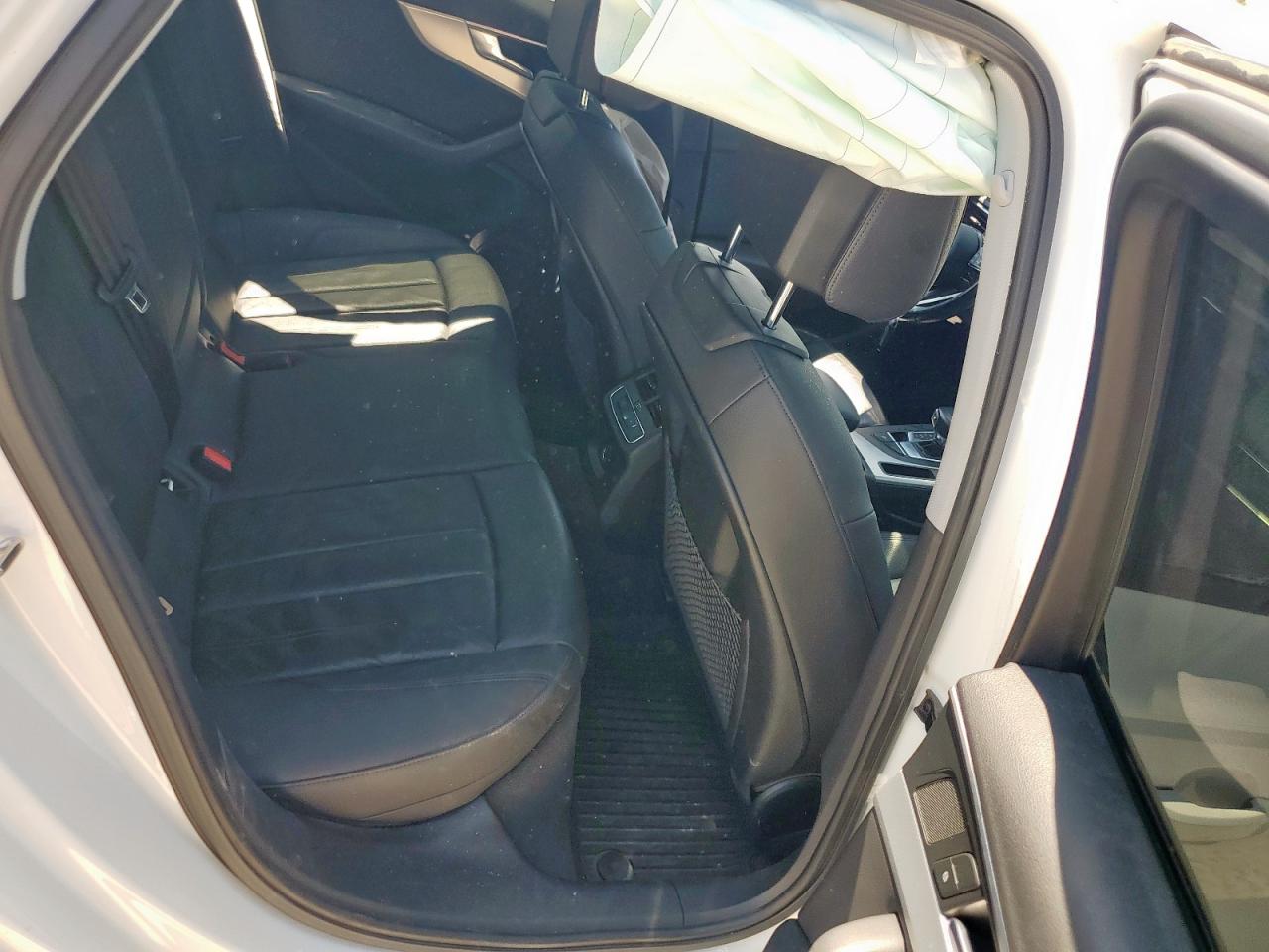 2017 Audi A4 Premium VIN: WAUGNAF44HN006332 Lot: 80244015